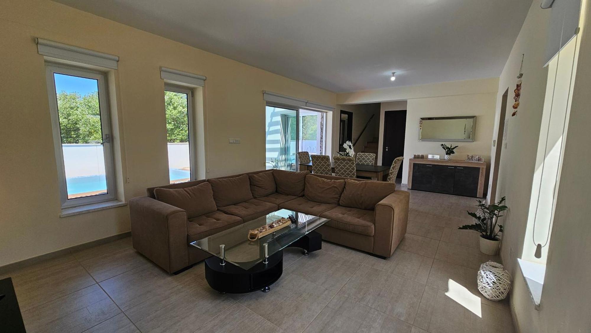 Kyma 3 Bed + Pool * Paphos